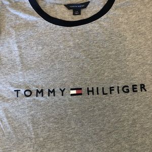Tommy Hilfiger Essential Logo tee